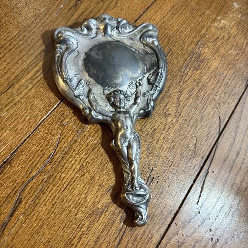 N/A antique art